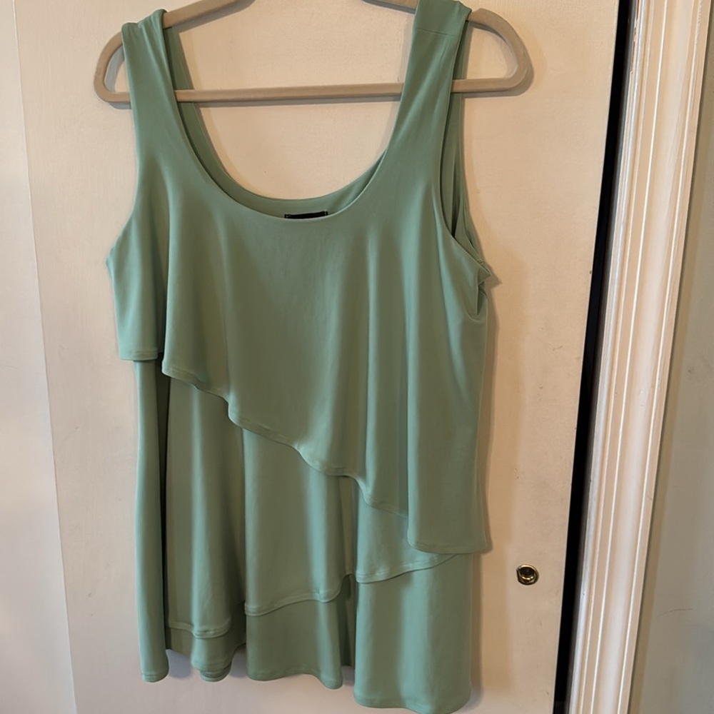Eva Varro Layered Ruffle Green Tank Top With Stretch Material Size L